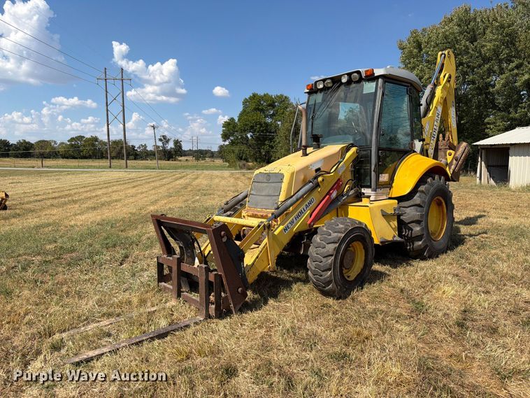 image for item FN2579 New Holland B95 backhoe