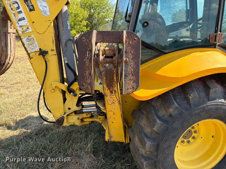 image for item FN2579 New Holland B95 backhoe