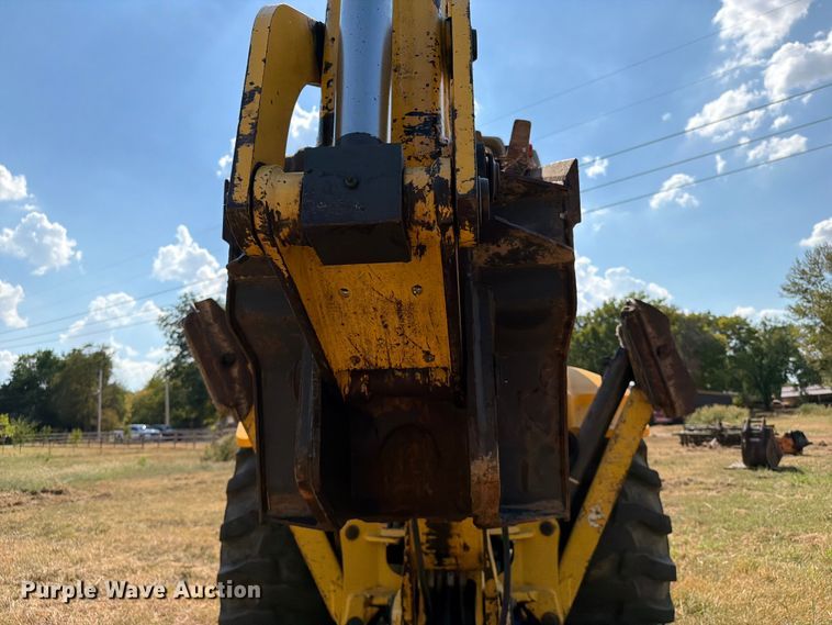 image for item FN2579 New Holland B95 backhoe