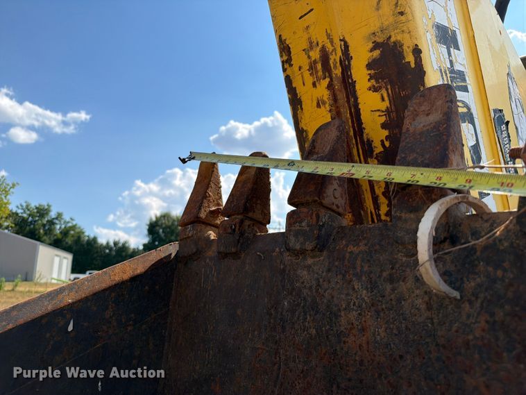 image for item FN2579 New Holland B95 backhoe