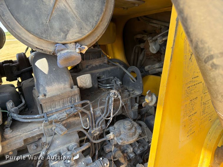 image for item FN2579 New Holland B95 backhoe