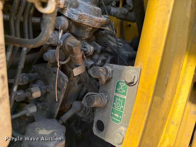 image for item FN2579 New Holland B95 backhoe