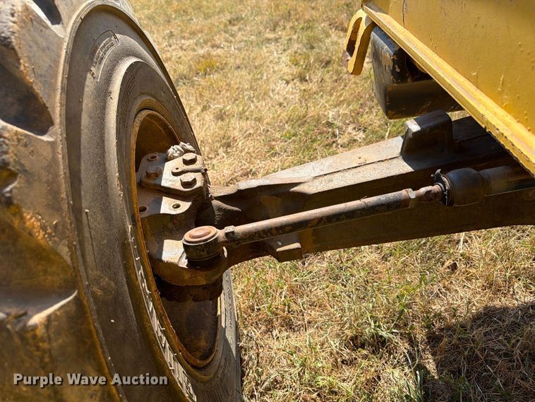 image for item FN2579 New Holland B95 backhoe