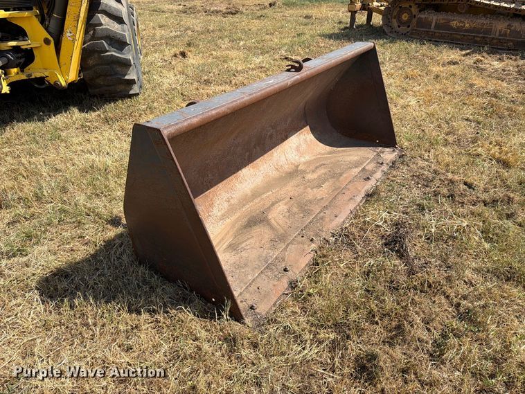 image for item FN2579 New Holland B95 backhoe