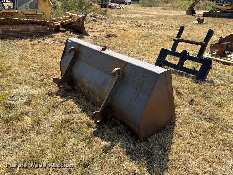 image for item FN2579 New Holland B95 backhoe