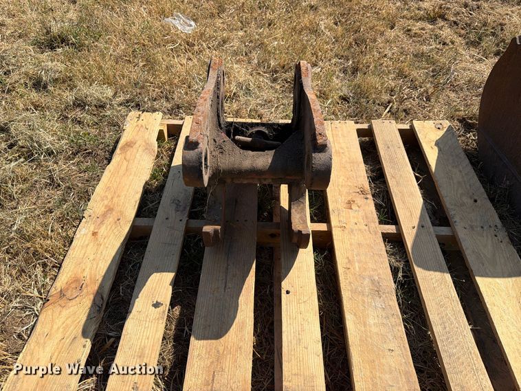 image for item FN2579 New Holland B95 backhoe