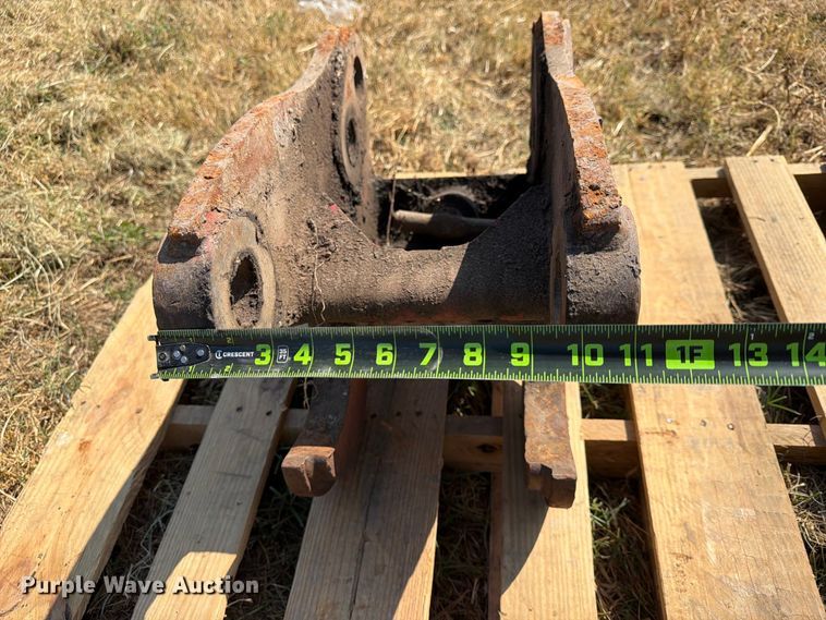 image for item FN2579 New Holland B95 backhoe