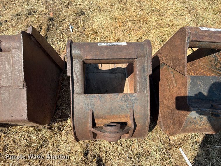 image for item FN2579 New Holland B95 backhoe