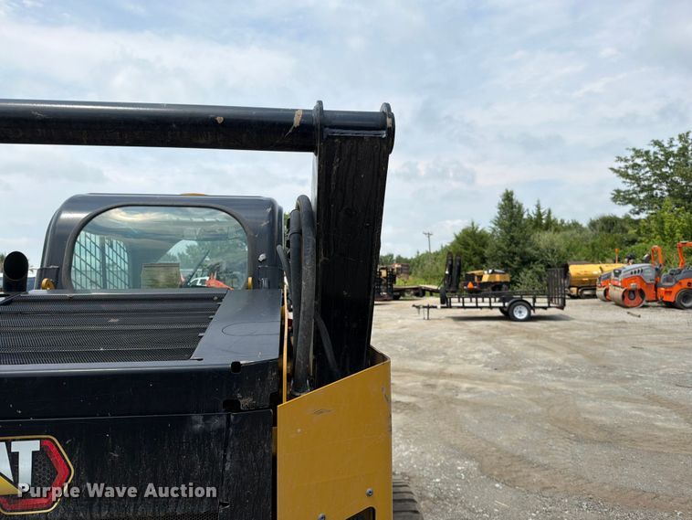 image for item FN5794 2024 Caterpillar 289D3 tracked skid steer loader