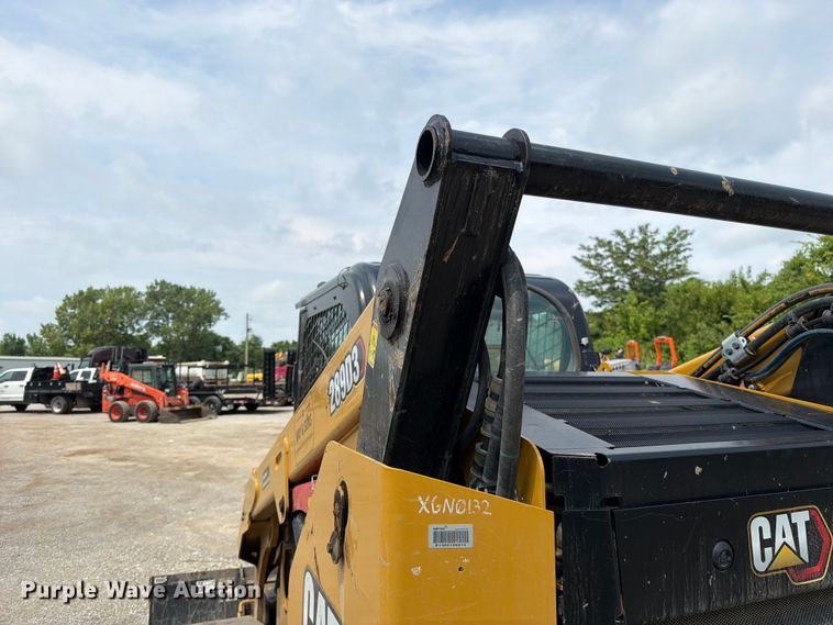 image for item FN5794 2024 Caterpillar 289D3 tracked skid steer loader