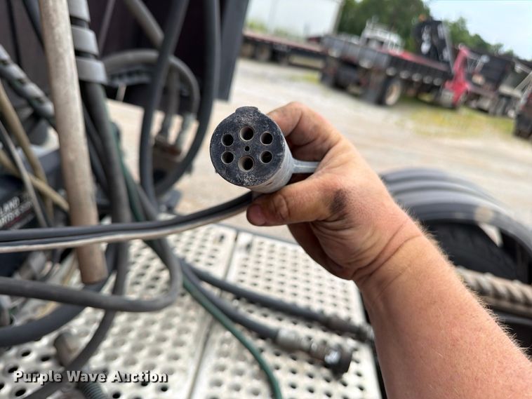 image for item FN5796 2019 International LT625 semi truck