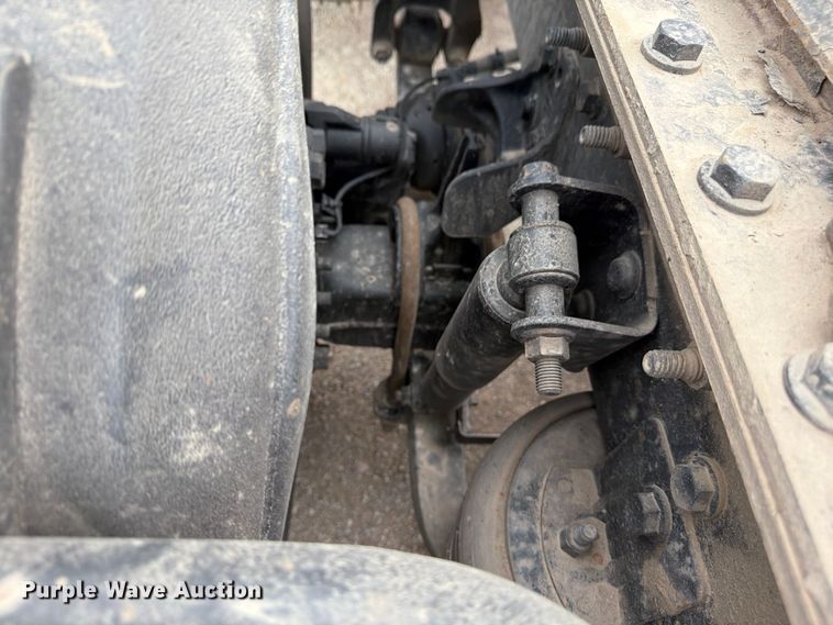 image for item FN5796 2019 International LT625 semi truck