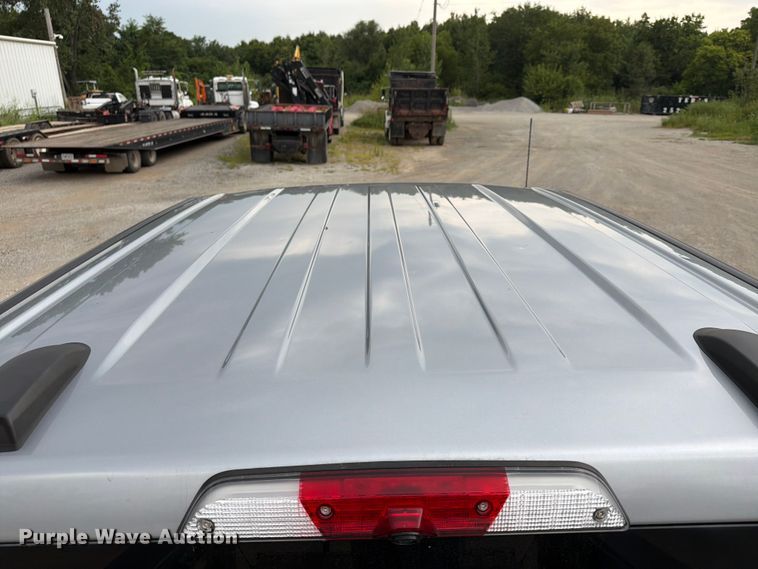 image for item FN5800 2022 Ford F250 Super Duty XLT Crew Cab pickup truck