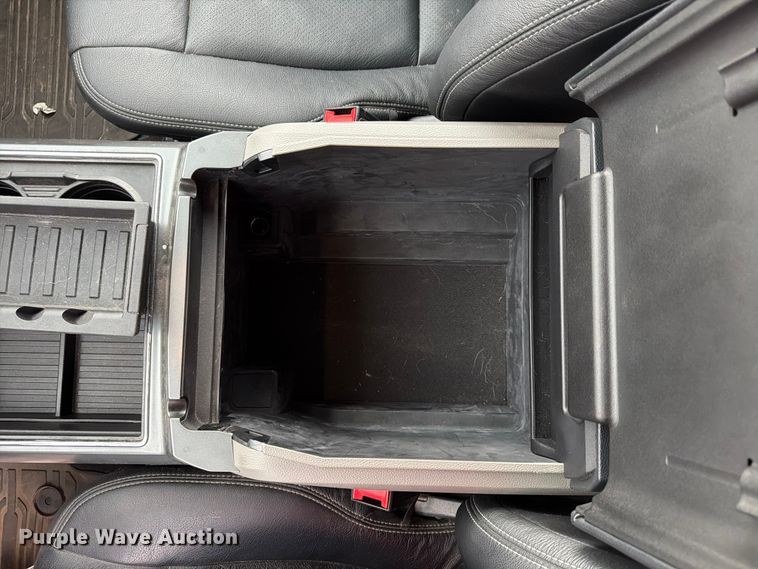 image for item FN5800 2022 Ford F250 Super Duty XLT Crew Cab pickup truck