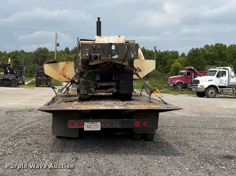 image for item FN5810 1991 Landoll Corporation 317E drop tilt deck equipment trailer