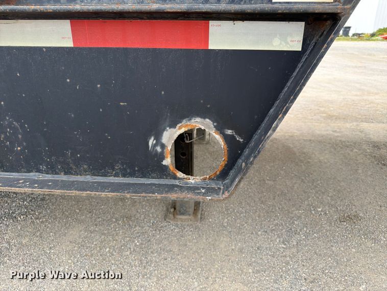 image for item FN5810 1991 Landoll Corporation 317E drop tilt deck equipment trailer