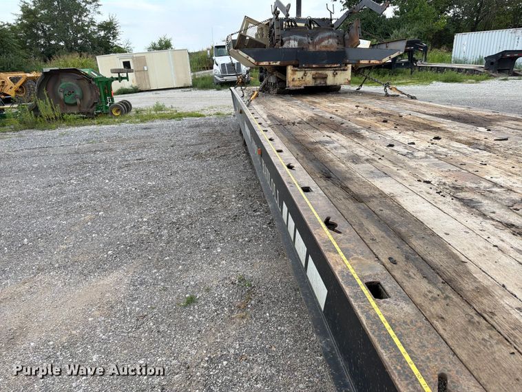 image for item FN5810 1991 Landoll Corporation 317E drop tilt deck equipment trailer