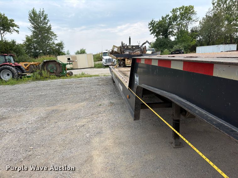 image for item FN5810 1991 Landoll Corporation 317E drop tilt deck equipment trailer