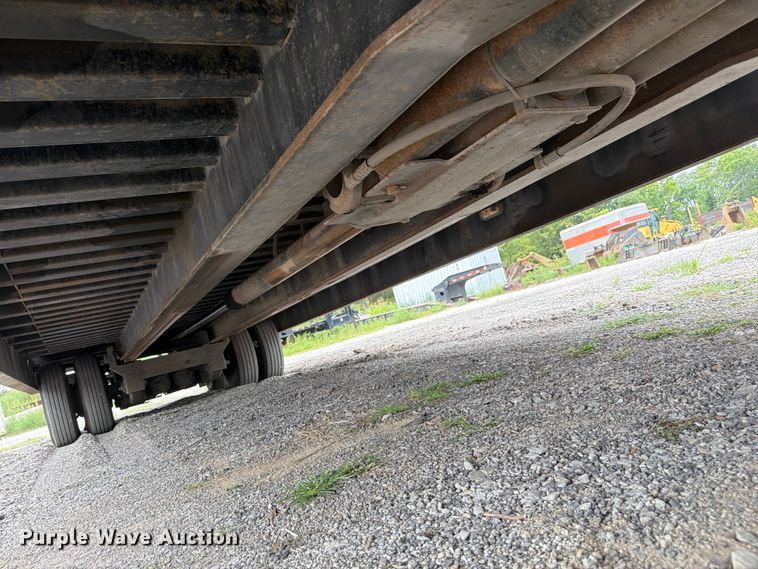 image for item FN5810 1991 Landoll Corporation 317E drop tilt deck equipment trailer