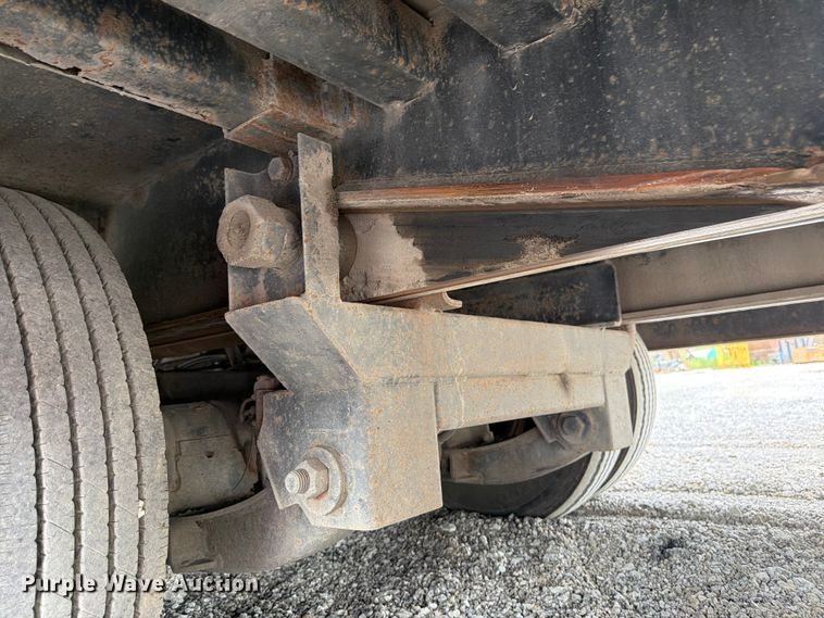image for item FN5810 1991 Landoll Corporation 317E drop tilt deck equipment trailer