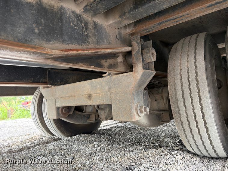 image for item FN5810 1991 Landoll Corporation 317E drop tilt deck equipment trailer