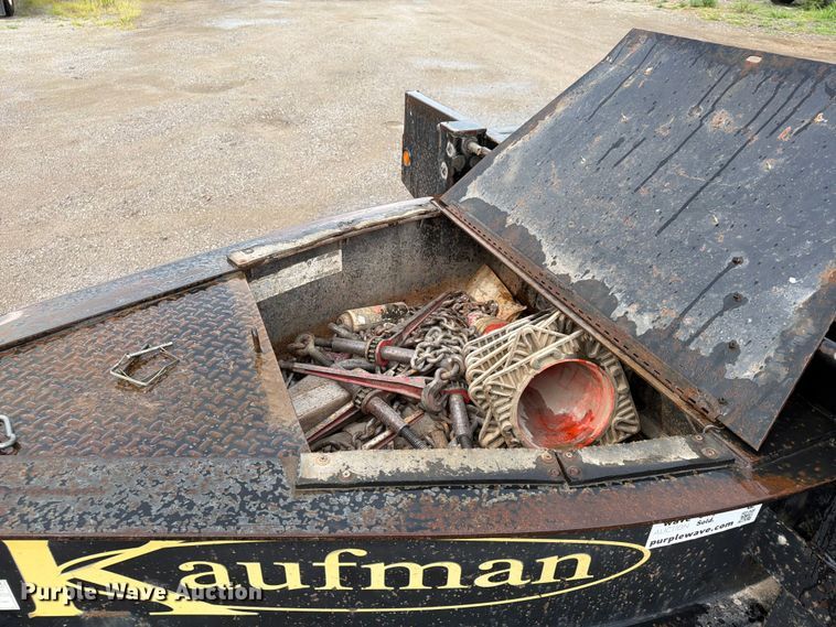 image for item FN5811 2016 Kaufman Trailers equipment trailer