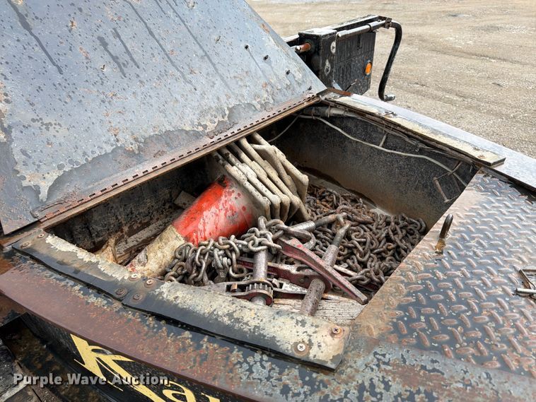 image for item FN5811 2016 Kaufman Trailers equipment trailer