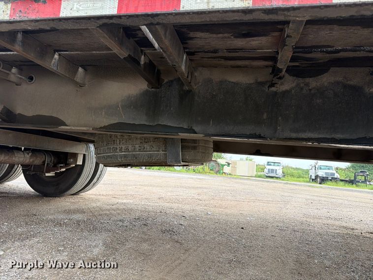 image for item FN5811 2016 Kaufman Trailers equipment trailer