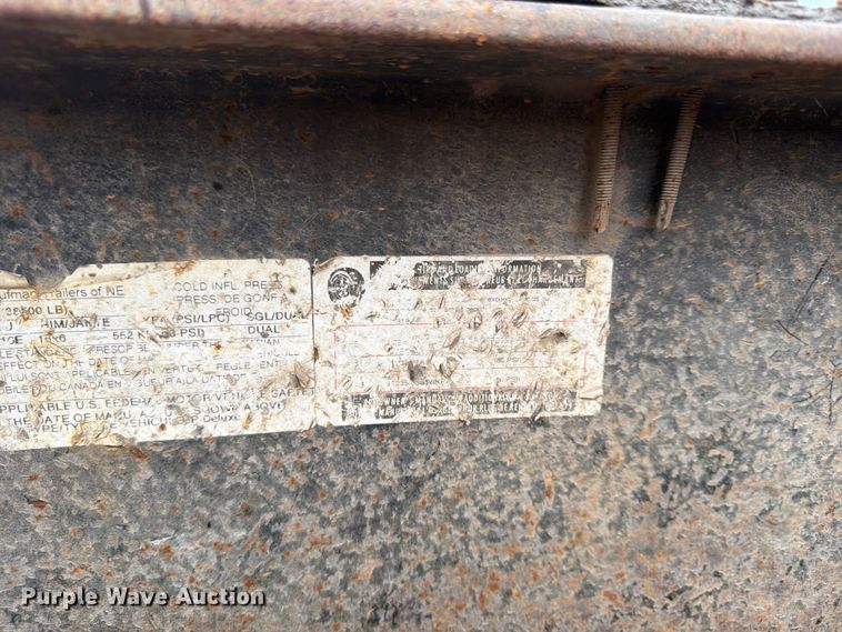 image for item FN5811 2016 Kaufman Trailers equipment trailer