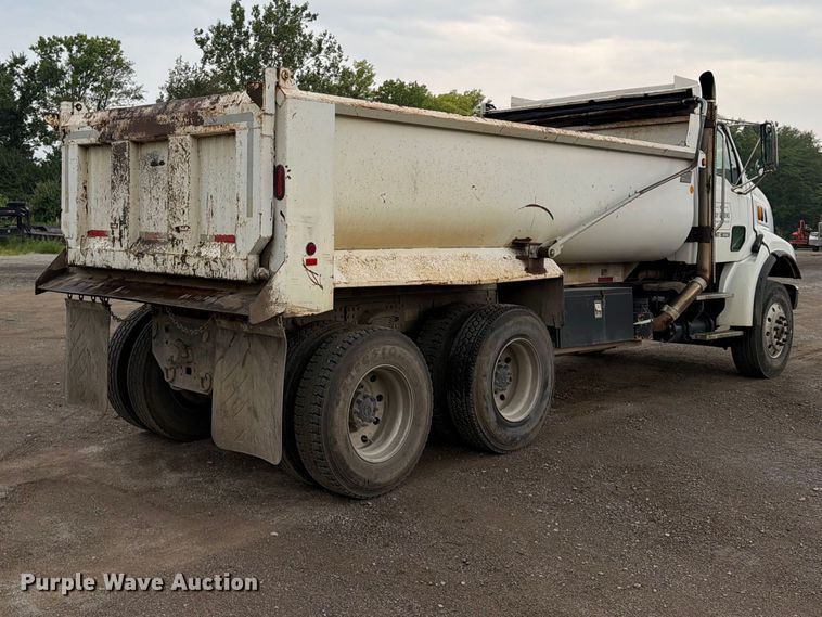 image for item FN5812 2005 Sterling L9500 dump truck