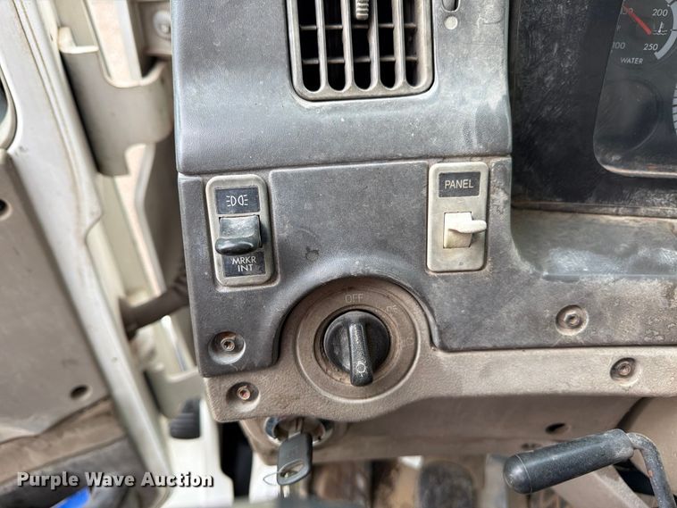 image for item FN5812 2005 Sterling L9500 dump truck