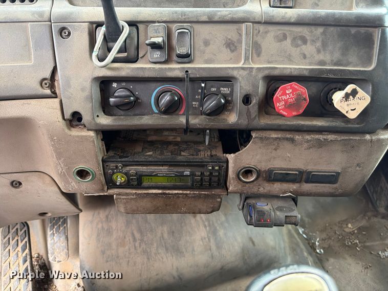 image for item FN5812 2005 Sterling L9500 dump truck