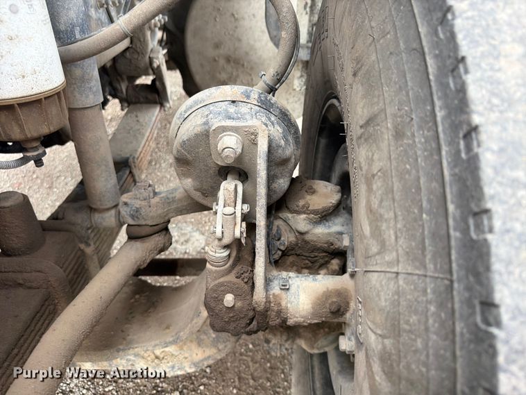 image for item FN5812 2005 Sterling L9500 dump truck