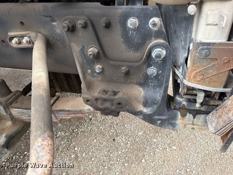 image for item FN5812 2005 Sterling L9500 dump truck