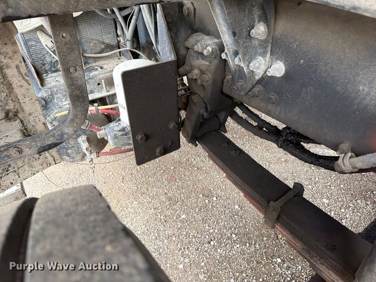 image for item FN5812 2005 Sterling L9500 dump truck