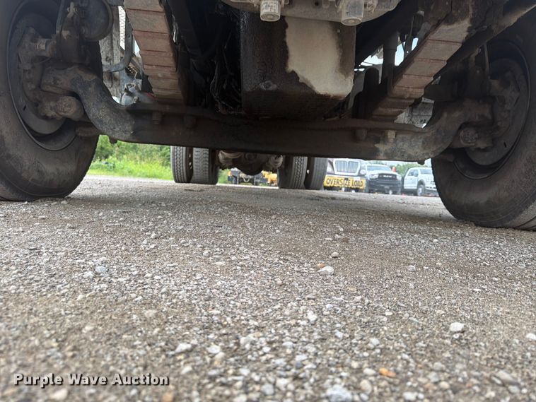 image for item FN5812 2005 Sterling L9500 dump truck