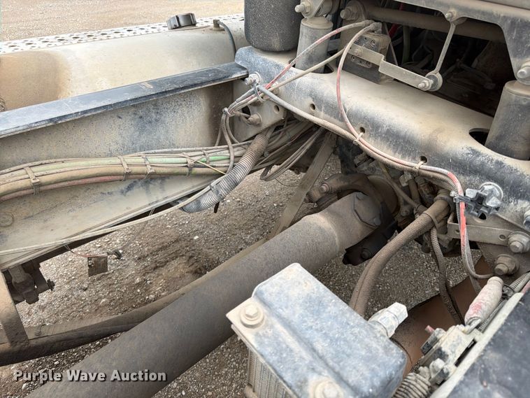 image for item FN5812 2005 Sterling L9500 dump truck