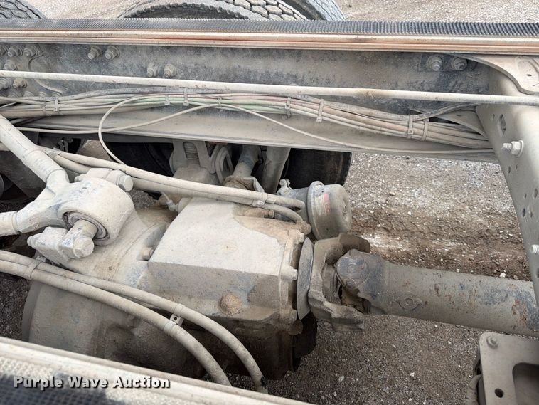image for item FN5812 2005 Sterling L9500 dump truck