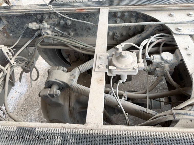 image for item FN5812 2005 Sterling L9500 dump truck