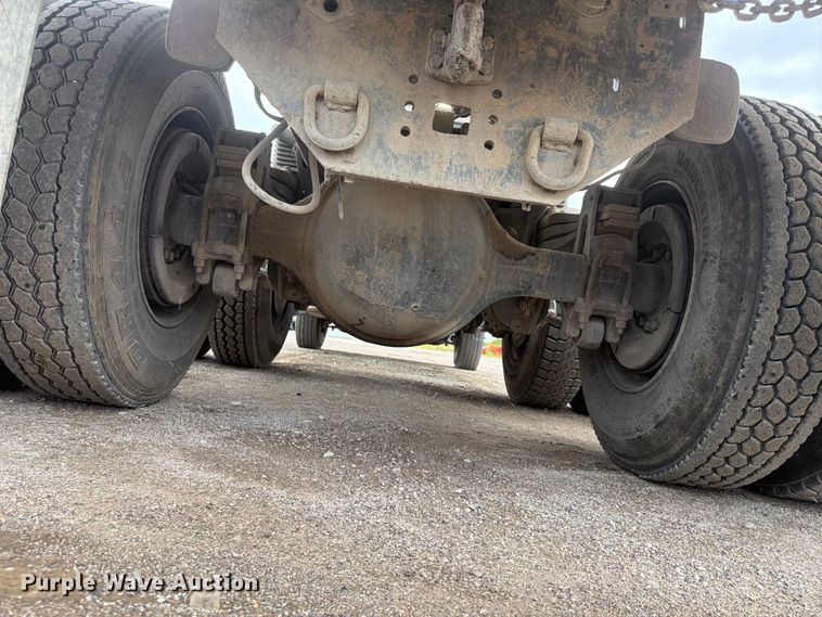 image for item FN5812 2005 Sterling L9500 dump truck