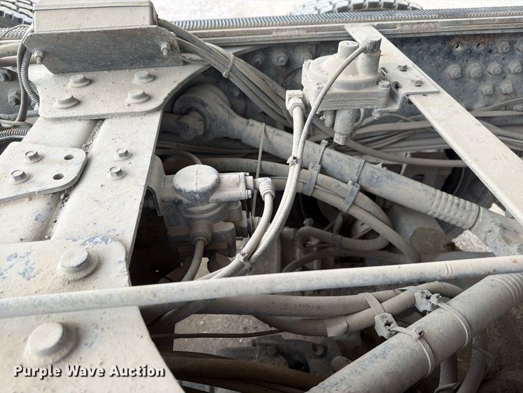 image for item FN5812 2005 Sterling L9500 dump truck