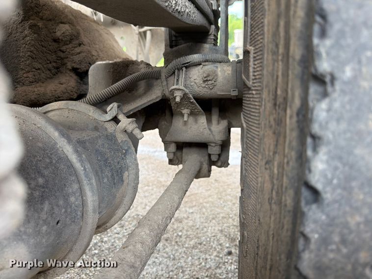 image for item FN5812 2005 Sterling L9500 dump truck