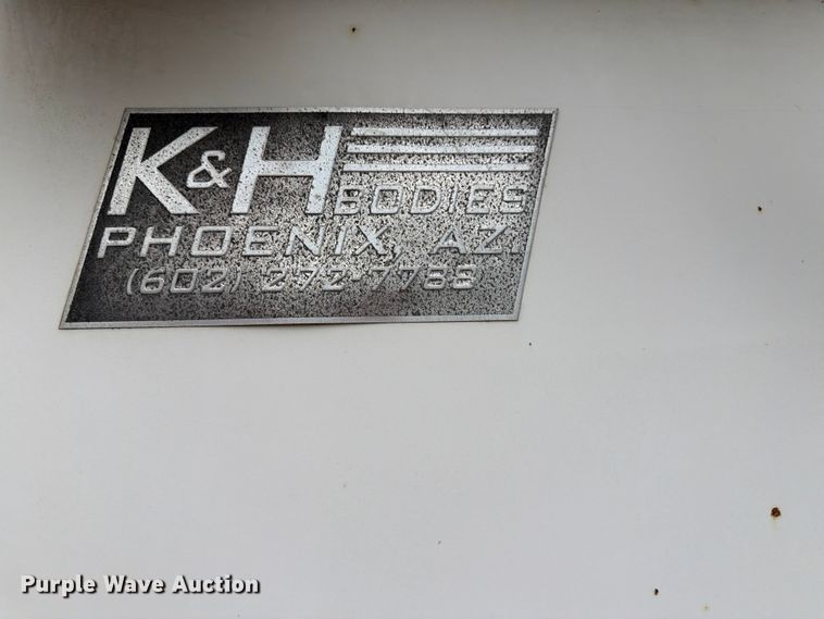 image for item FN5812 2005 Sterling L9500 dump truck