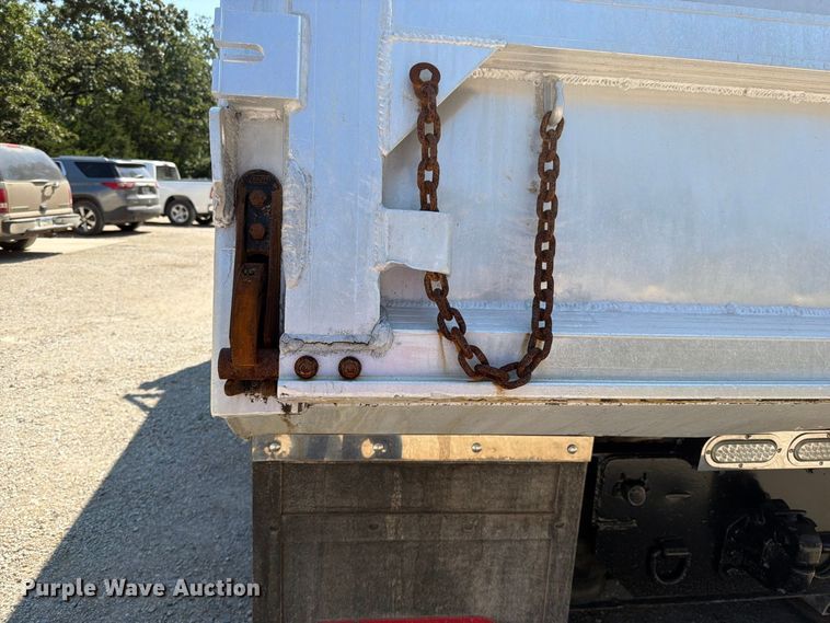 image for item FN5820 2009 Kenworth T8 Series dump truck