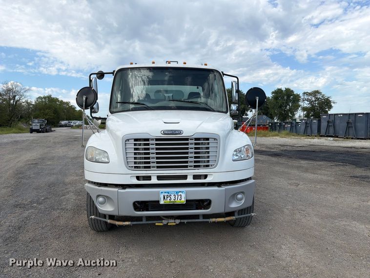 image for item FP3019 2009 Freightliner Business Class M2 street sweeper truck