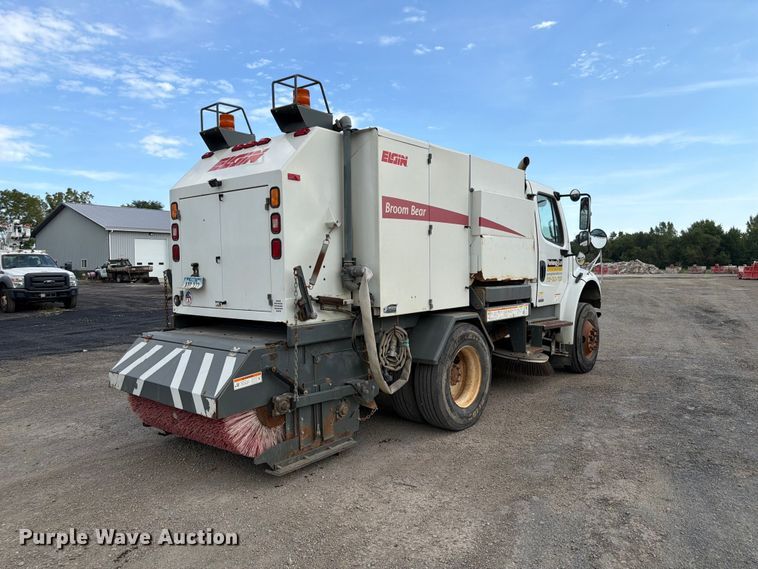 image for item FP3019 2009 Freightliner Business Class M2 street sweeper truck