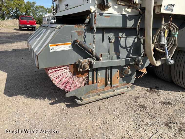 image for item FP3019 2009 Freightliner Business Class M2 street sweeper truck