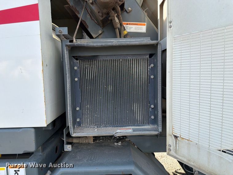 image for item FP3019 2009 Freightliner Business Class M2 street sweeper truck