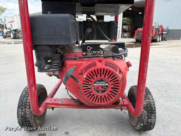 image for item FP3020 Porter Cable H650CS generator
