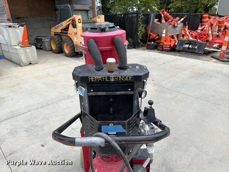 image for item FP3023 Pullman Ermitor S36 vacuum